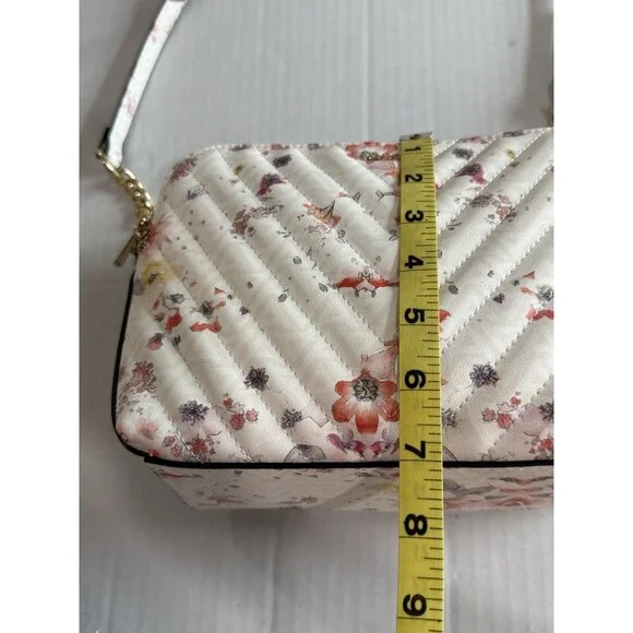 Aldo Crossbody Floral Vibrant Pattern Quilted Bag, Gold-Tone Hardware New W/Tag - Picture 9 of 16